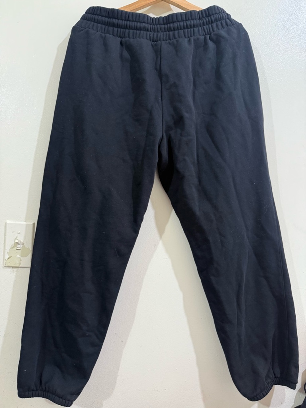 Men's Black Everyday Fleece Joggers with Elastic Waist - Picture 3 of 3